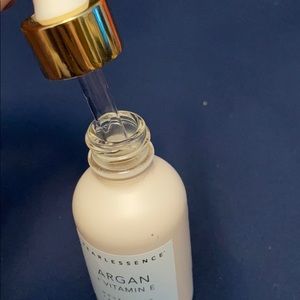 Ulta Beauty Skincare - Moisturizing Oil Ulta Beauty Skincare - Moisturizing Oil